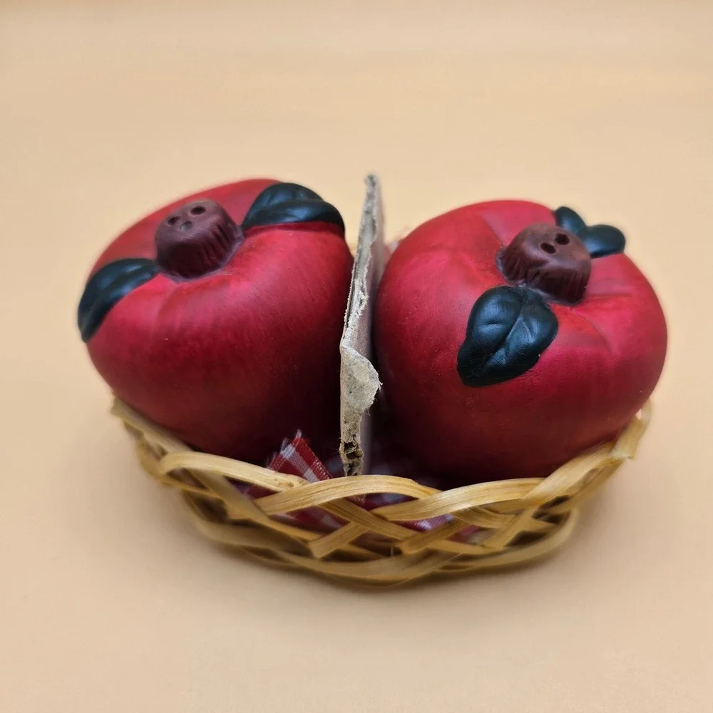 Red Apple Salt and Pepper Shakers with Basket‎ Ceramic Kitchen Decor Set